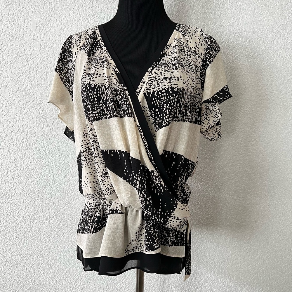 Halston black and cream blouse